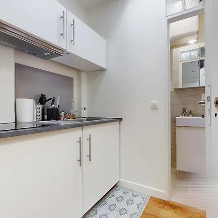 Joli Moderne Et Equipe *